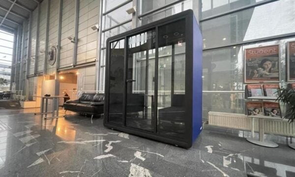 akustična kabina v univerzi